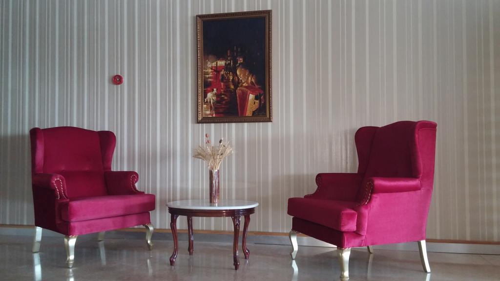 Grand Terme Hotel Kırsehir Esterno foto