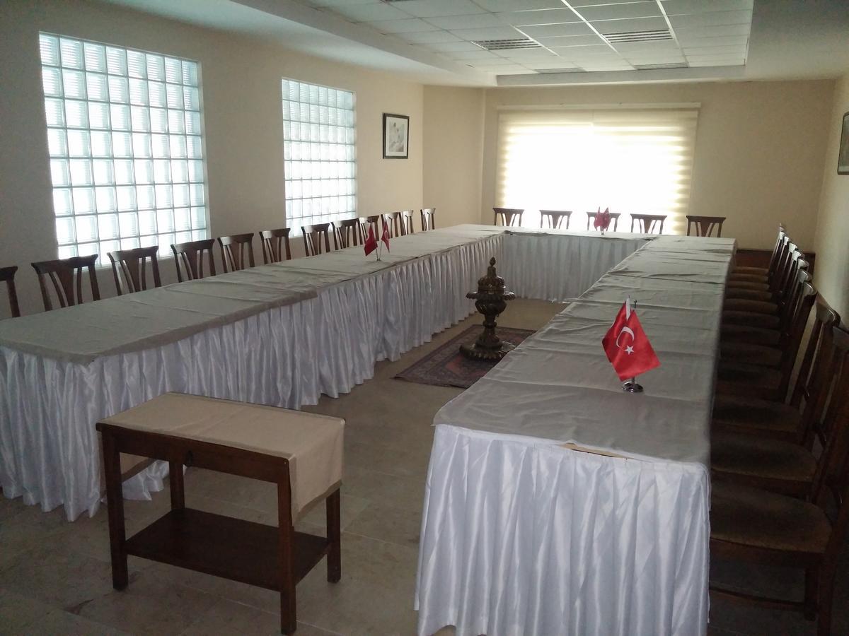 Grand Terme Hotel Kırsehir Esterno foto