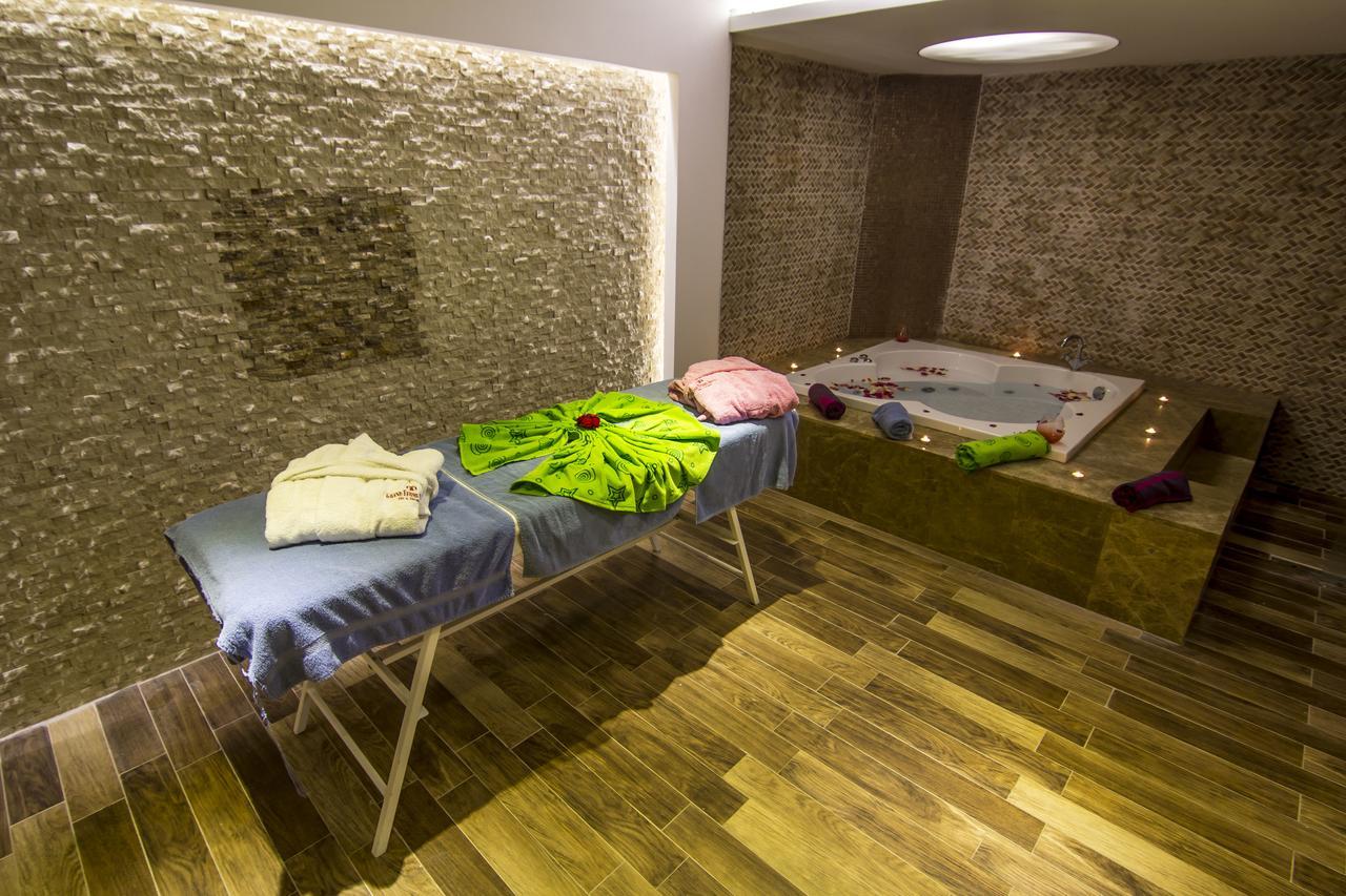 Grand Terme Hotel Kırsehir Esterno foto