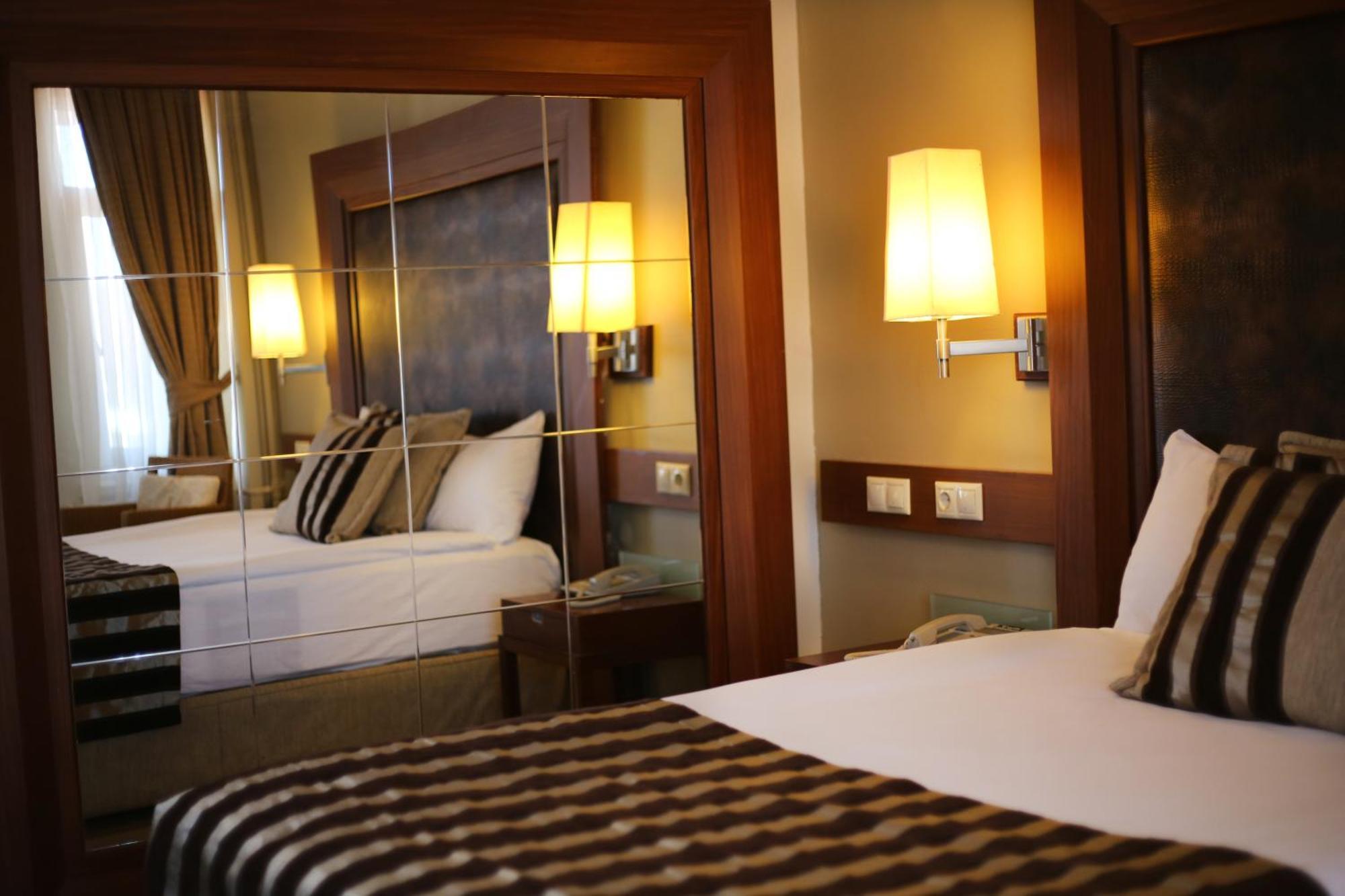 Grand Terme Hotel Kırsehir Esterno foto